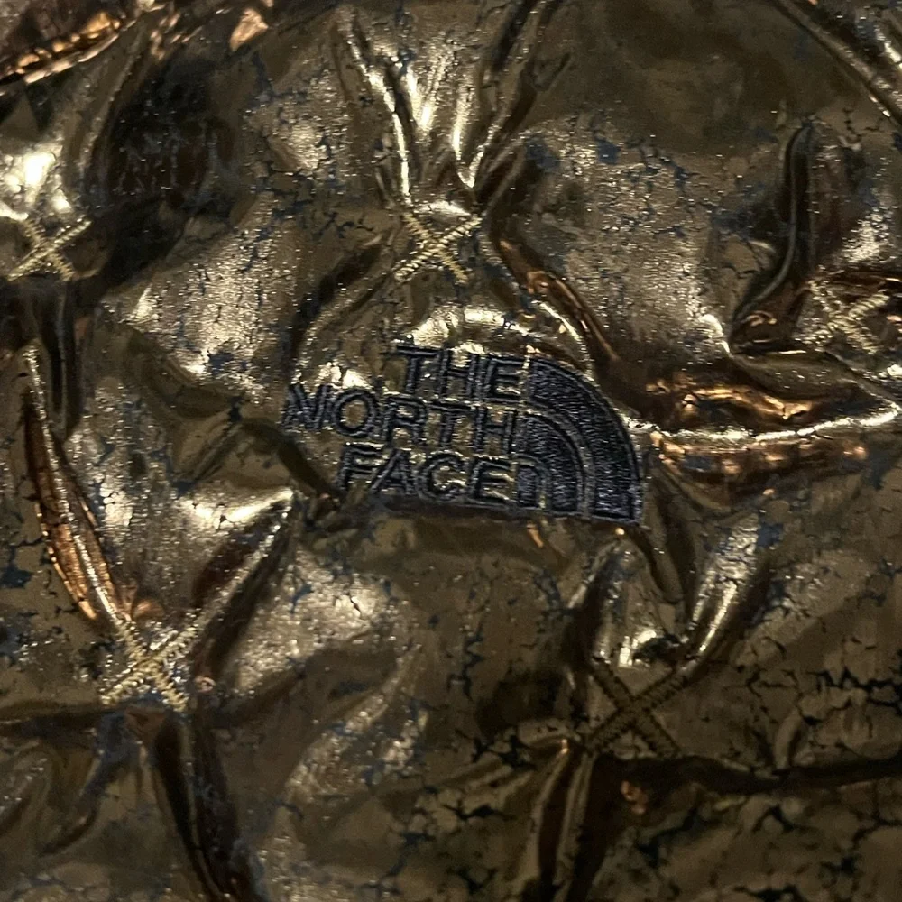 The North Face Hollidown Urban Explorer winter puffer vest women metallic copper - Picture 5 of 13